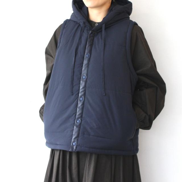 IKITSUKE 中綿フードベスト Padding hood vest / 2546252 |  | 08