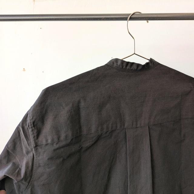HAVERSACK 80/2高密度シャンブレー クロップドバンドカラーシャツ Chambray cropped bandcollar shirt / 322501　（Dark Brown） | HAVERSACK | 11