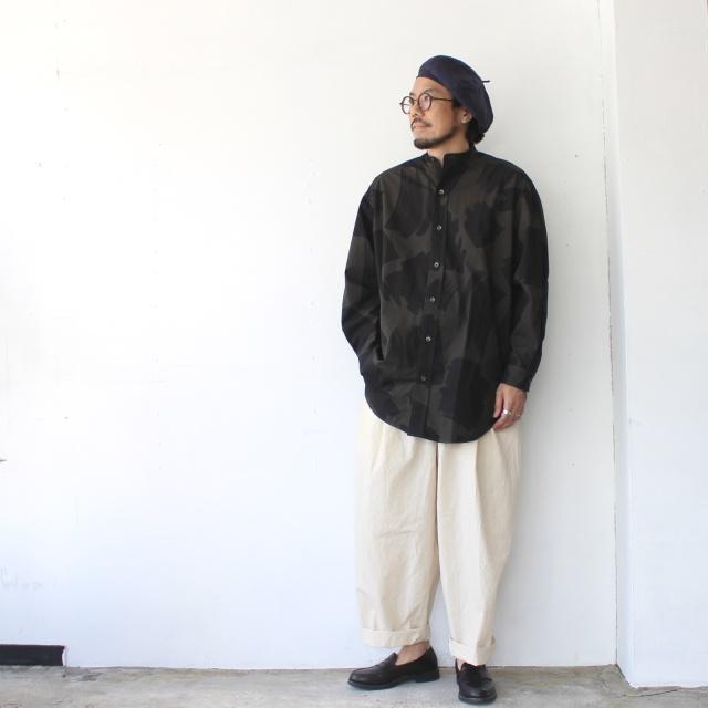 HAVERSACK スクエアブラッシュドプリントバンドカラーシャツ Square brushed-print bandcollar shirt　（Khaki brown） | HAVERSACK | 10