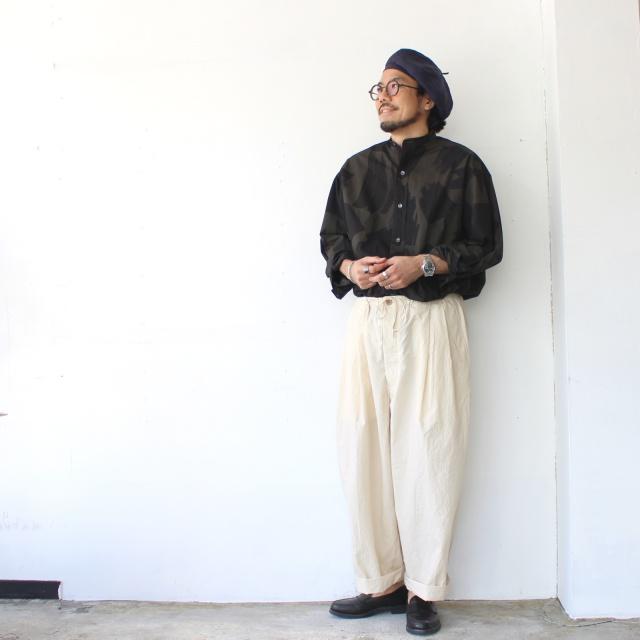 HAVERSACK スクエアブラッシュドプリントバンドカラーシャツ Square brushed-print bandcollar shirt　（Khaki brown） | HAVERSACK | 12