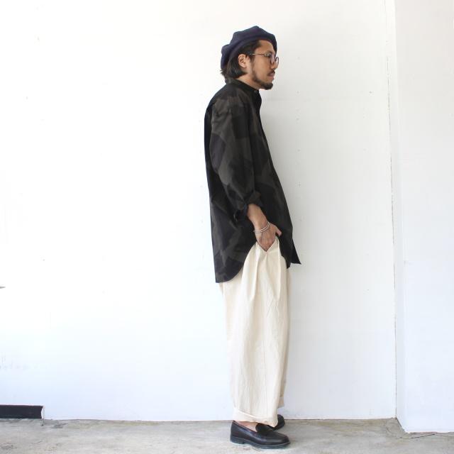 HAVERSACK スクエアブラッシュドプリントバンドカラーシャツ Square brushed-print bandcollar shirt　（Khaki brown） | HAVERSACK | 08