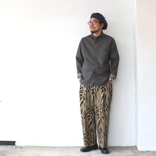 AVERSACK 2重織りブラッシュジャガード2タックワイドトラウザー Brushed jacquard 2tuck wide trousers | HAVERSACK | 05