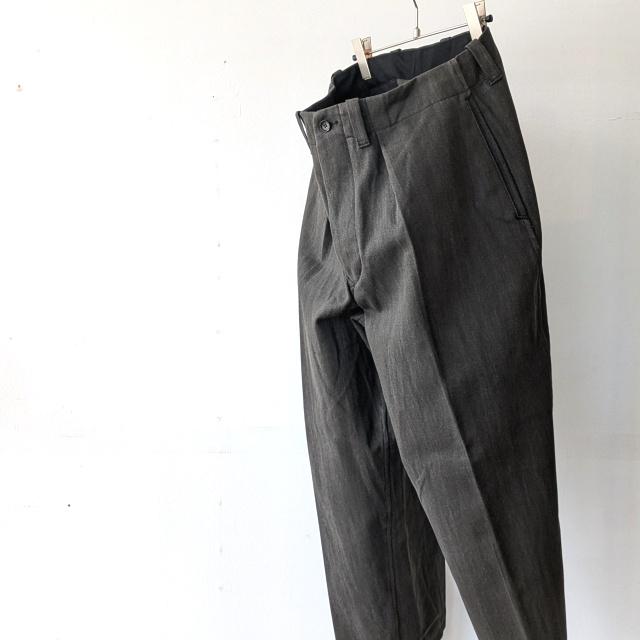 HAVERSACK 墨染めツイルワイドトラウザー Ink dyed twill wide trousers / 462520 | HAVERSACK | 09