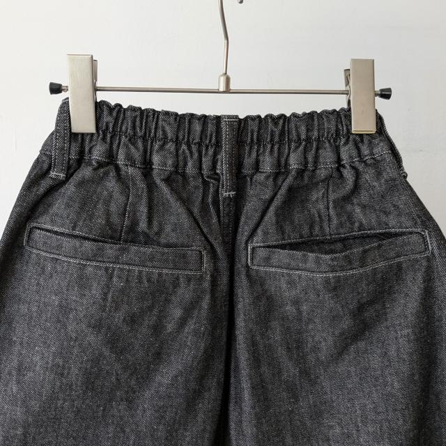 HARVESTY　Black Denim Circus Pants -Narrow ブラックデニムサーカスパンツナローシルエット A12419　（Black） | HARVESTY | 11