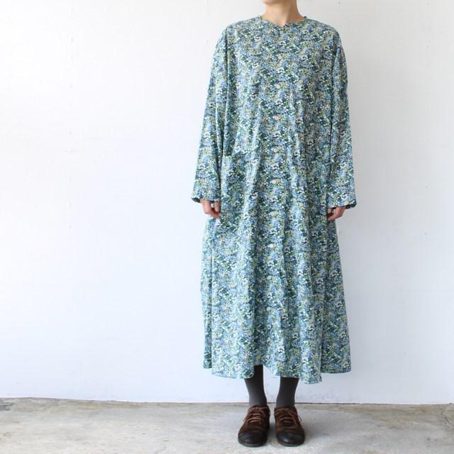 【20%OFF】HARVESTY アトリエローブ Atelier robe - Floral Printed Lawn A42502　（BLUE） | HARVESTY | 01