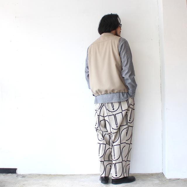 amne ギャバジンカラーレスベスト GABARDINE useful vest / amn-VT-002 |  | 03