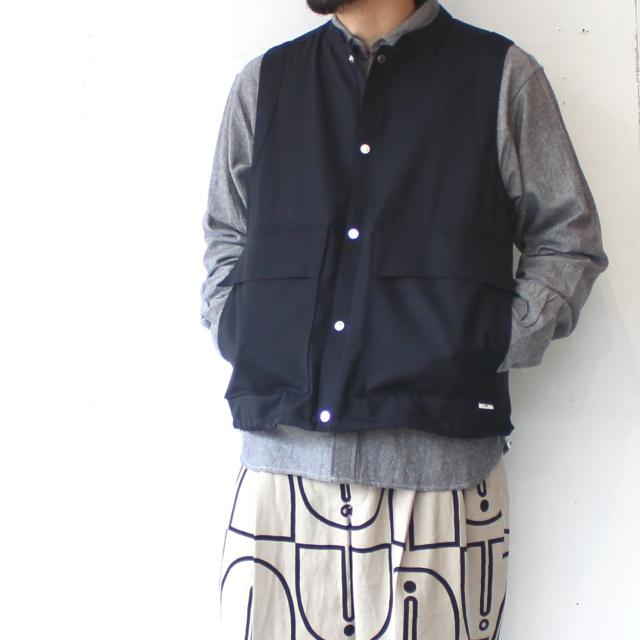 amne ギャバジンカラーレスベスト GABARDINE useful vest / amn-VT-002 |  | 09