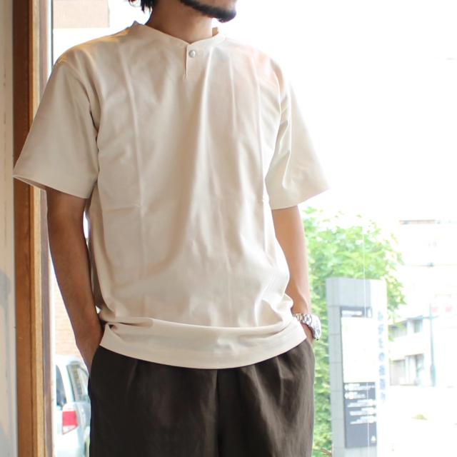 【20%OFF】Upscape Audience コンチョボタンヘンリーTee AUD6216 4カラー | Audience | 01