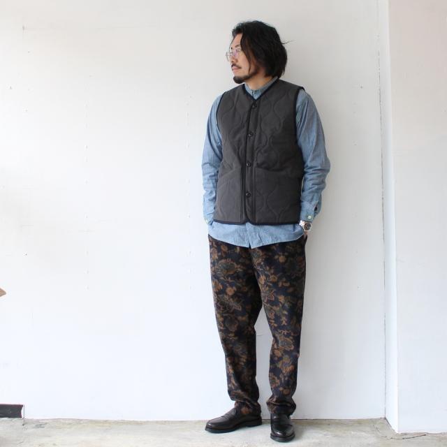 【20%OFF】UpscapeAudience テフロンナイロンキルトVベスト Teflon Nylon Quilt Vest | Audience | 05