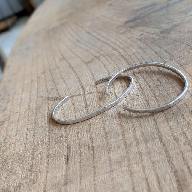 ERICKA NICOLAS BEGAY Ericka Nicolas Begay シルバーバングル