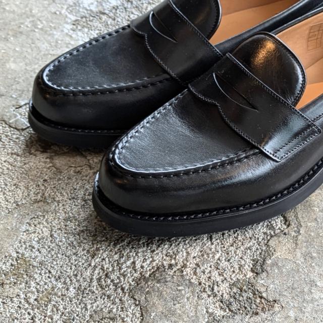 HARROGATE（ハロゲイト） ペニーローファー SHOREDITCH （Black） : C