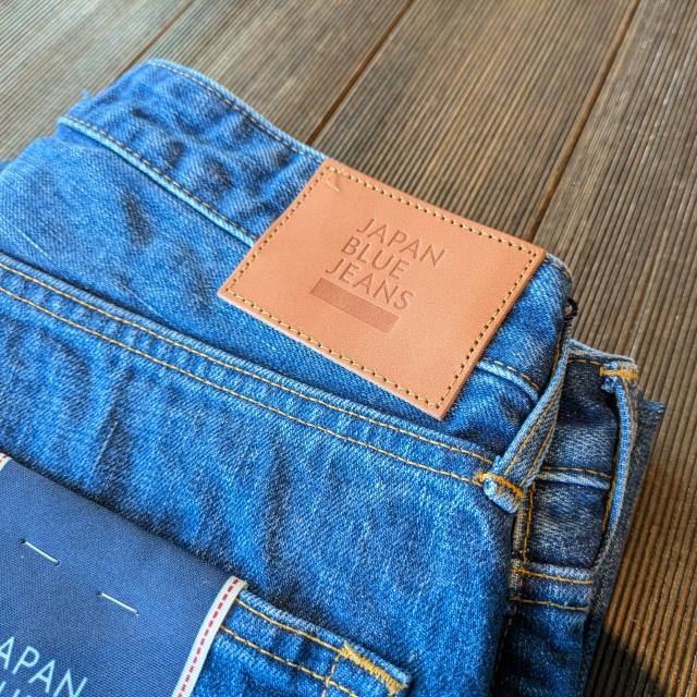 JAPAN BLUE JEANS JEANS 14.8oz US COTTON SELVEDGE DENIM - LOOSE FIT