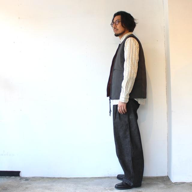 melple リバーシブル中綿ノーカラーベスト Ventura Vest　（Charcoal × Burgundy） | melple | 09