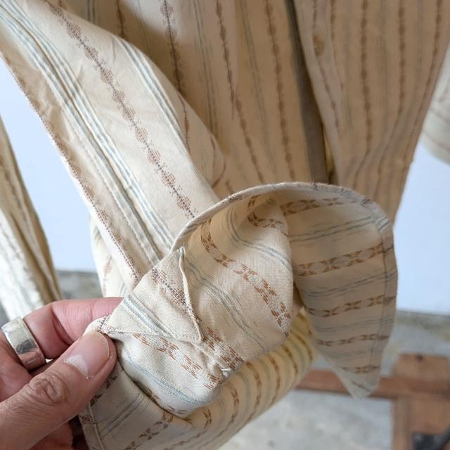 PREQUEL ストライプスタンドアップカラーシャツ Stand-up Collar Shirt　（Beige） |  | 08