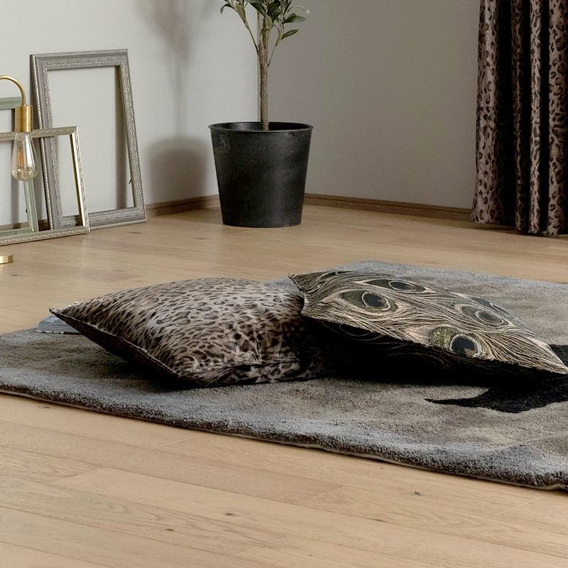 海外買い付け★クッションカバー★ビーズ・ビジュー・ベロア・サテン Out Style ビーズクッションカバー ドロップ 背もたれ付き