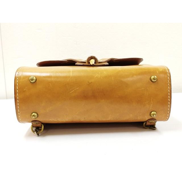 B554 [人気] HERZ ヘルツ リュック ブラウン系 レザー 日本製 パラシュートリュック | ★ |  | 03