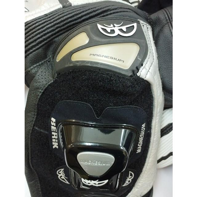 B778 [人気] BERIK ベリック レーシングスーツ XL マルチカラー 革ツナギ LS1-9771K-BK | ★ |  | 06