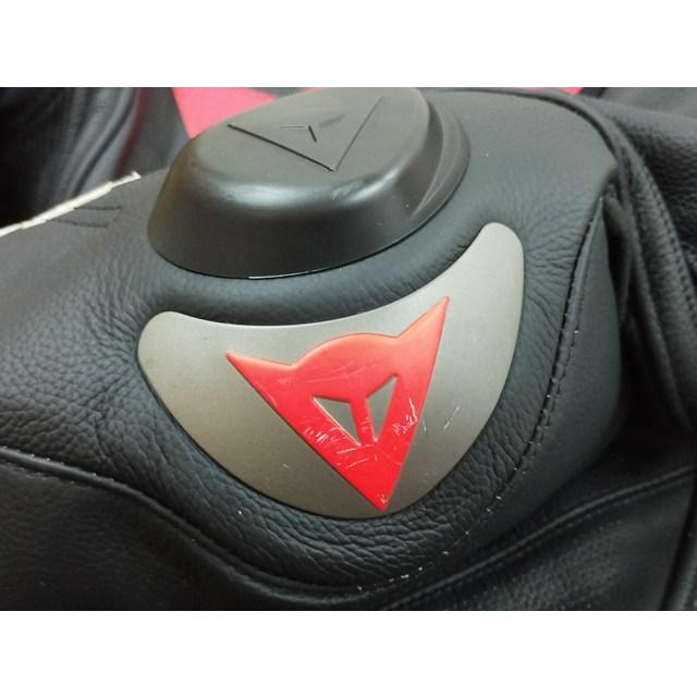 T778 [人気] DAINESE ダイネーゼ レーシングスーツ 52 ブラック LAGUNA