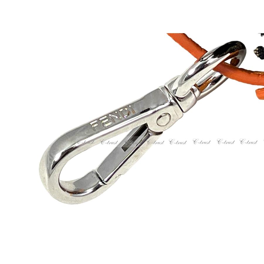 フェンディ　バケット型チャーム ナノ バゲット チャーム コットン ベージュ | Fendi