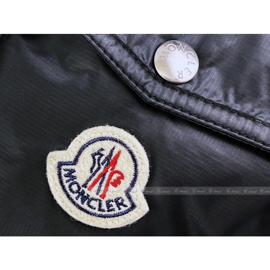 L812-2.. MONCLER モンクレール OUST ダウン ベスト アウター ジレ メンズ アイコン パッチ ロゴ 新品 ★ 999 ブラックの画像