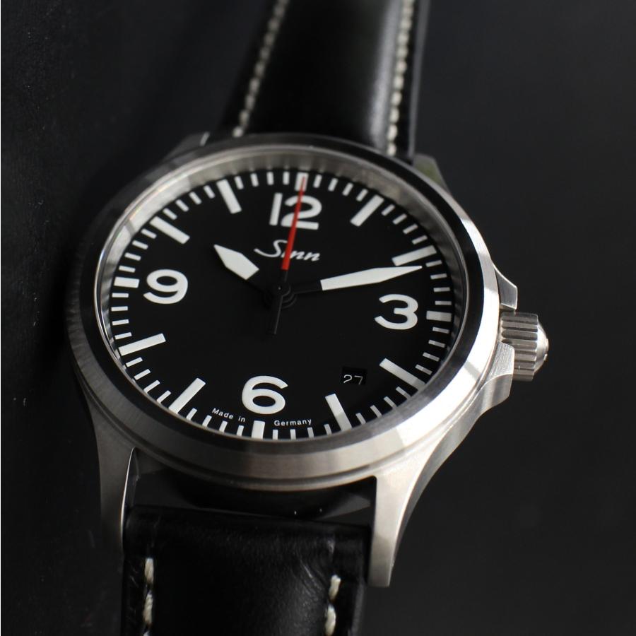 Sinn（ジン） Sinn 556.A.RS 自動巻き 腕時計 ロシアンカウレザー
