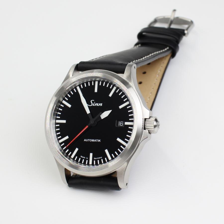 最終値下げ ジン 556.I.RS レザー 昨年末 正規店購入　純正バックル付 Sinn 豪華おまけ有！ ジン 556.I.RS 自動巻 腕時計 メンズ