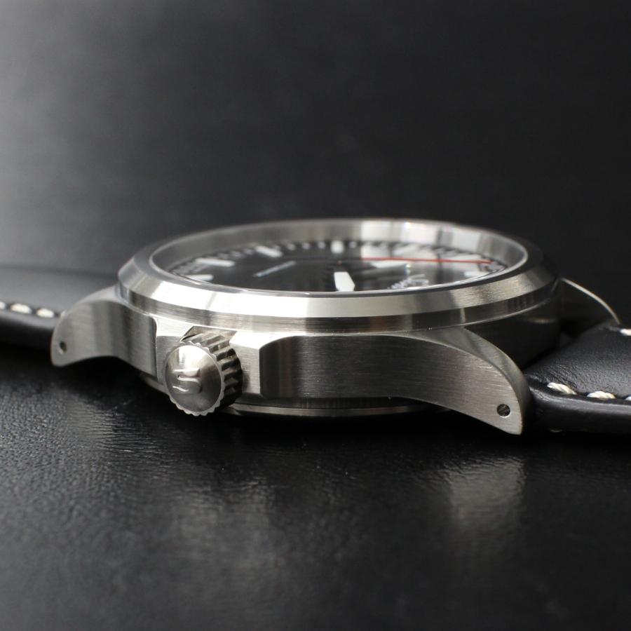 最終値下げ ジン 556.I.RS レザー 昨年末 正規店購入　純正バックル付 ジン(SINN) 2020新作 秒針に赤針を採用したエレガント・スポーツ