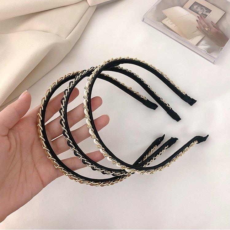 56%OFF!】 カチューシャ レディース ヘアアクセサリー ヘッドバンド ヘアバンド 髪飾り 髪留め 細め レザー調 チェーン 鎖 シンプル カジュアル ヘアアレンジ mail.austintxhotels.com 56%OFF!】 カチューシャ レディース ヘアアクセサリー ヘッドバンド ヘアバンド 髪飾り 髪留め 細め レザー調 チェーン 鎖 シンプル カジュアル ヘアアレンジ mail.austintxhotels.com