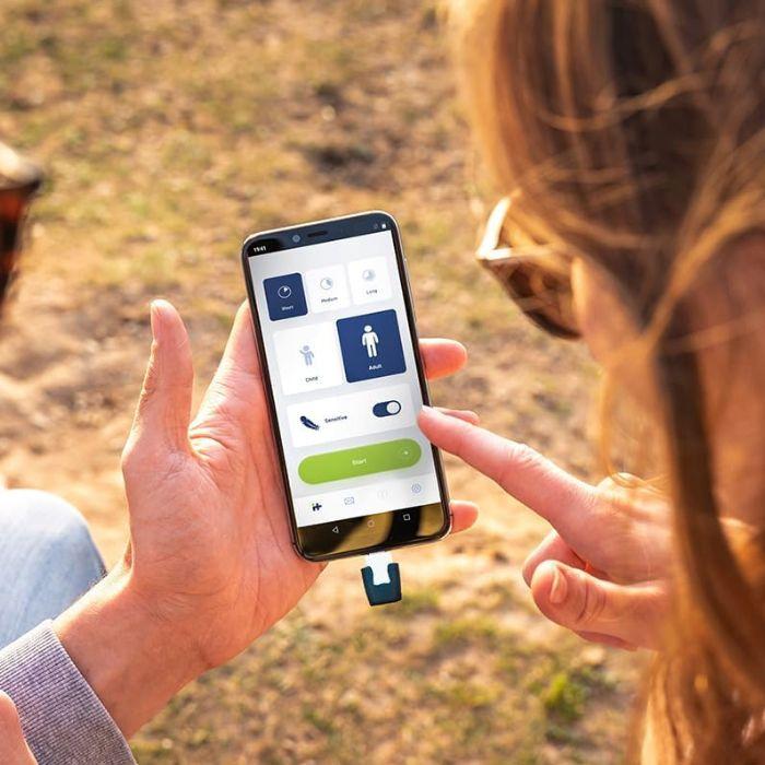 カメディ heat it classic 2種から1個選べる ヒートイット クラシック スマホでかんたん 虫さされケア かゆみ 熱 携帯式 キーホルダ | ブランド登録なし | 01