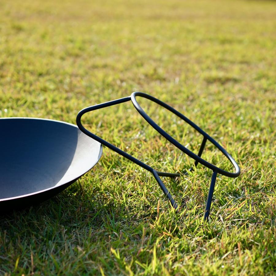 鋳物製ファイヤーピット、シンプルでスタイリッシュな焚き火台、庭やキャンプ、グランピングにも最適・高耐久、cacomoca Fire Pit CroManyon 56cm |  | 06