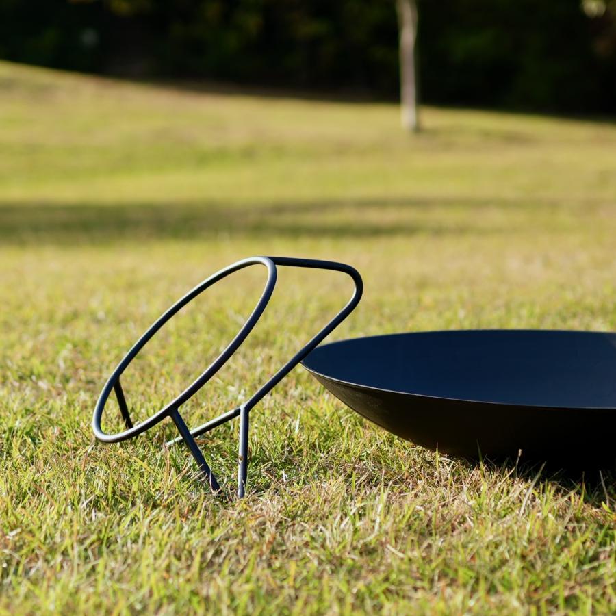 鋳物製ファイヤーピット、シンプルでスタイリッシュな焚き火台、庭やキャンプ、グランピングにも最適・高耐久、cacomoca Fire Pit CroManyon 78cm |  | 07