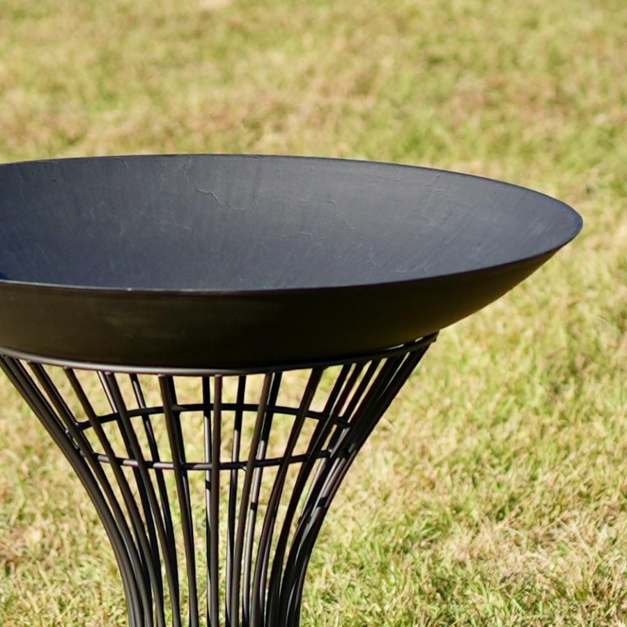 高級鋳物製ファイヤーピット、優美なデザインでリッチなアウトドア空間を演出、ガーデン・アウトドア・イベント、cacomoca Fire Pit SALAMANDERE 78cm |  | 03