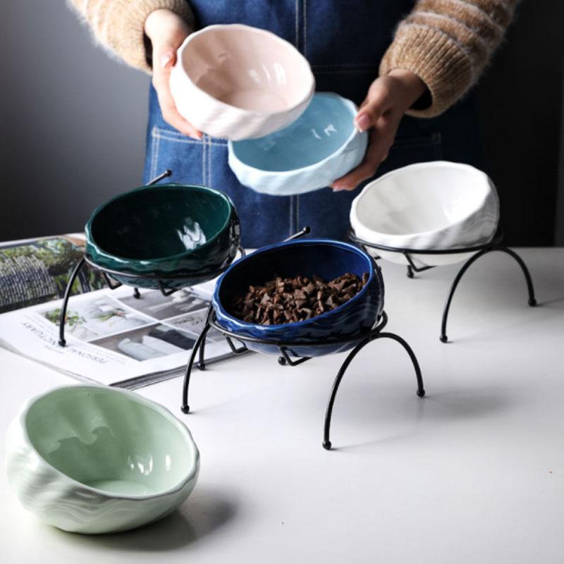 ペット食器台 国際ブランド 皿 猫 ネコ 猫用 餌入れ スタンド 犬 犬用 陶器 フードボウル シンプル お水入れ 動物 容器 食器 猫ボウル ペット 給食器 給水 お皿 セット