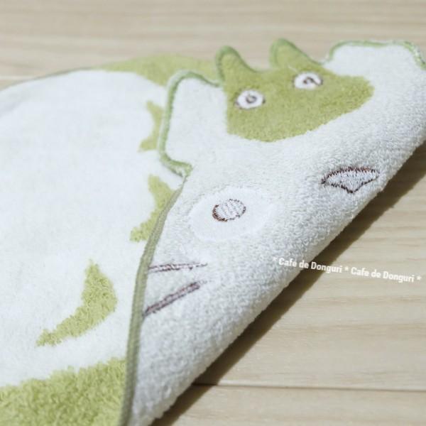 スタジオジブリ メール便OK となりのトトロ トトロ型ミニタオル スタジオジブリ メール便OK となりのトトロ トトロ型ミニタオル