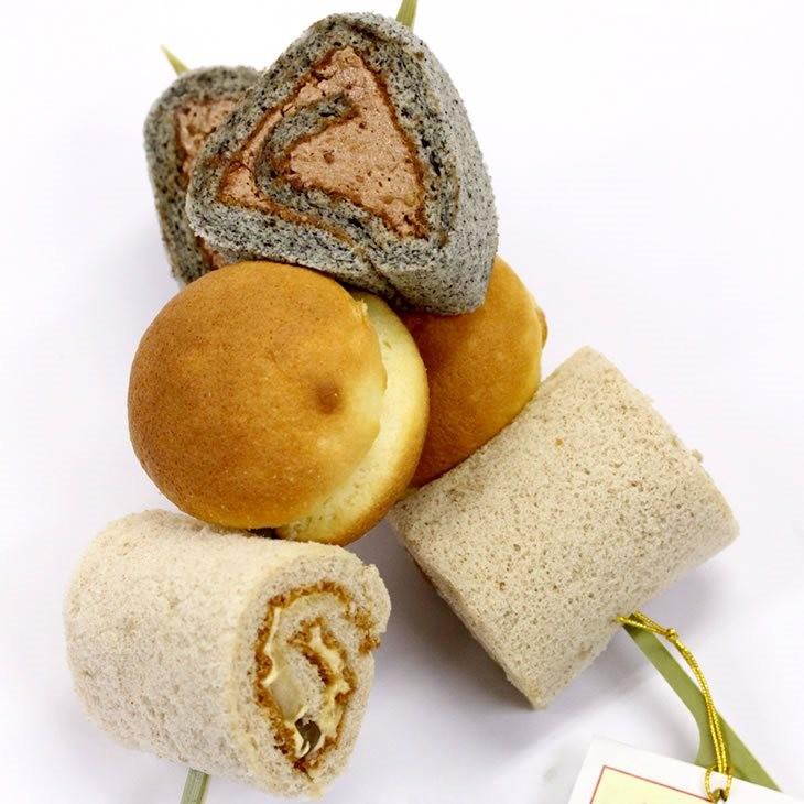 姫路おでんケーキ(5本ギフトボックス入り)　B級グルメでも大人気のおでんがケーキに！？　 |  | 01