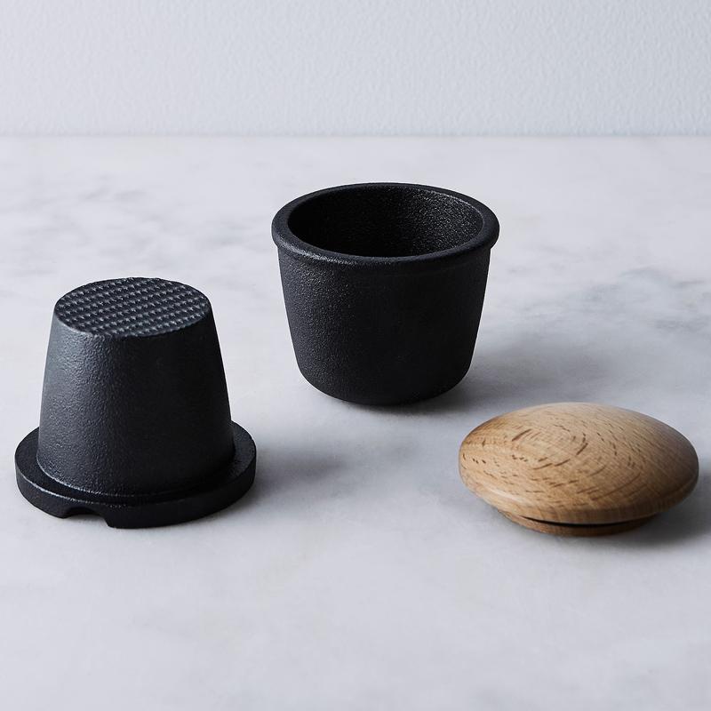 スパイスグラインダー ミル すり鉢 鋳物製 木製フタ付 Frieling Staub Cast Iron Spice Grinder 2003813カリフォルニアキッチンマーケット