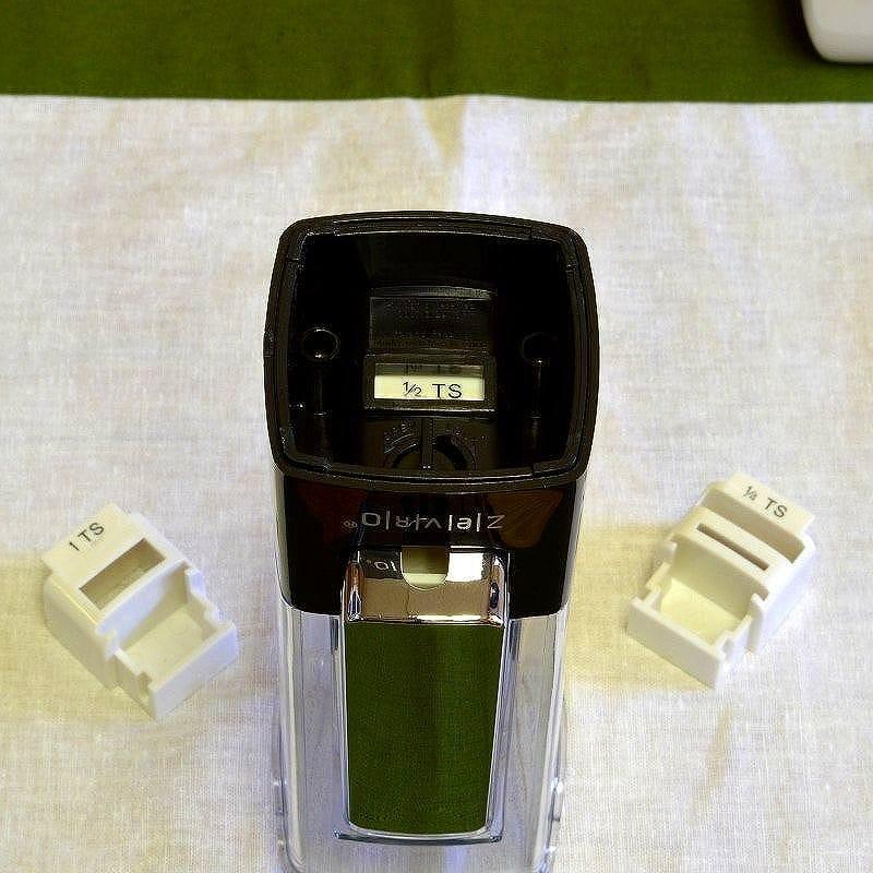シュガーディスペンサー 砂糖 ゼブロ Honey-Can-Do EMY100 Indispensable Sugar 'N More Dispenseの画像