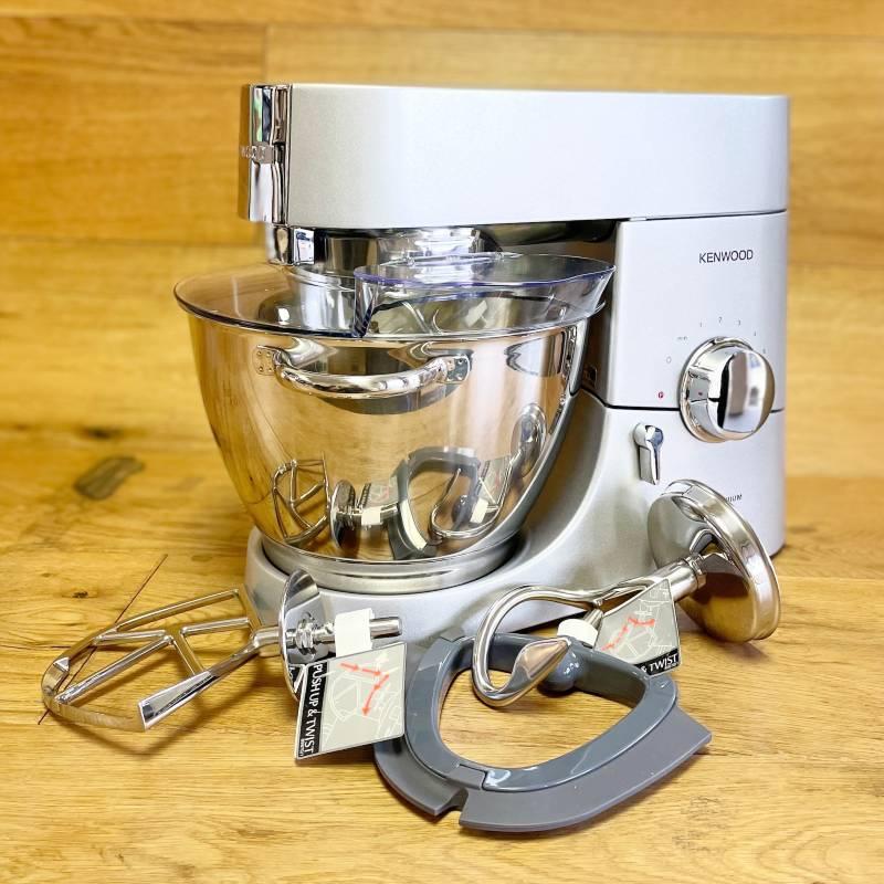 スタンドミキサー 4.7L ステンレス ケンウッド シェフ Kenwood KMC011 5 Quart Chef Titanium