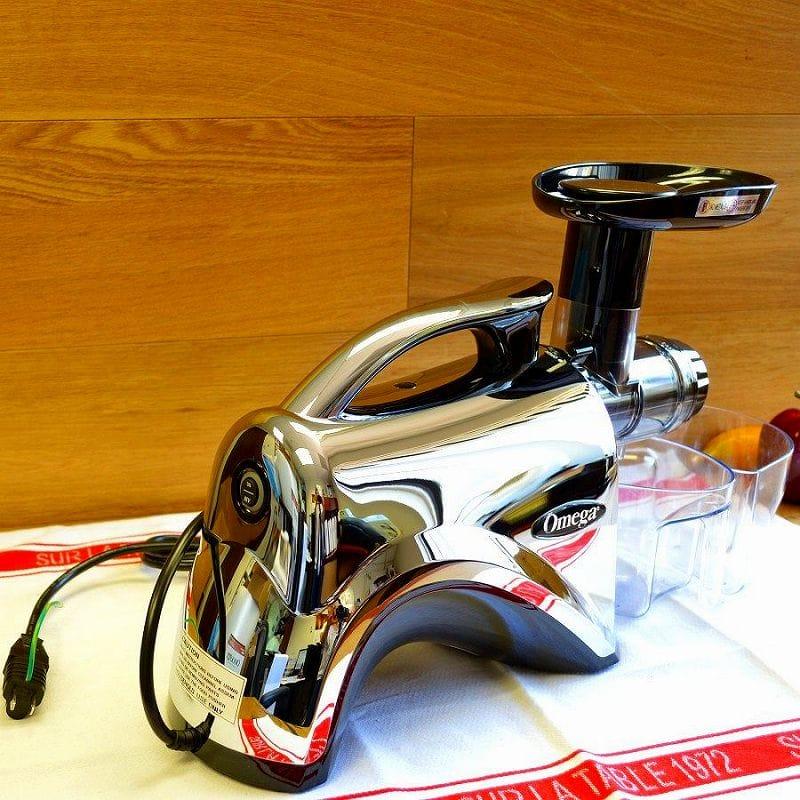 オメガ スロージューサー ブラック/クロム Omega NC900HDC Nutrition Center Electric Juicer