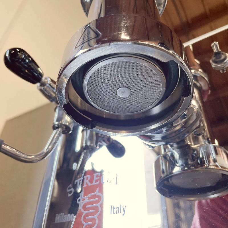 ベゼラ社 イタリア製 エスプレッソマシン レバー式 シングル ベゼラ社 イタリア製 エスプレッソマシン レバー式 シングル