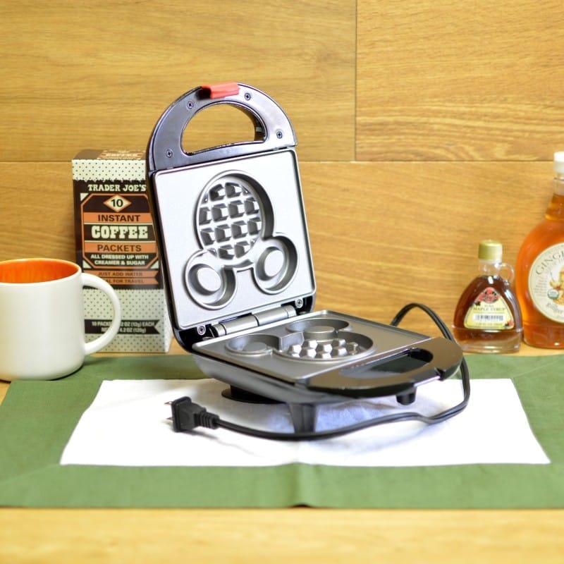 ミッキーマウス ディズニー Disney Mini Waffle ミニワッフルメーカー 家電 Mickey Disney Mini Dcm 9 Waffle Maker カリフォルニアキッチンマーケット