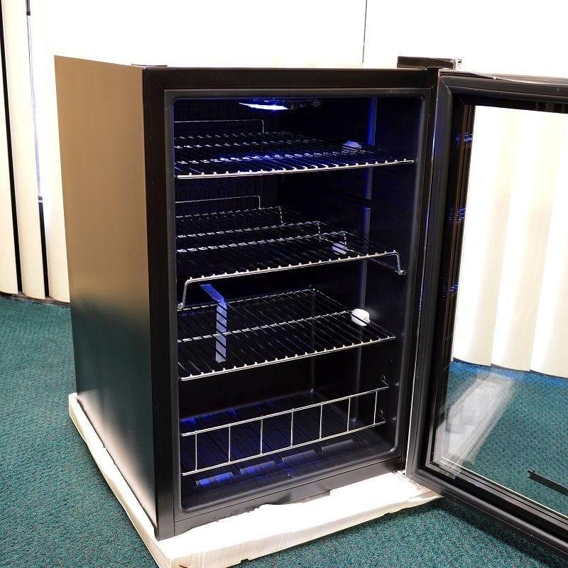 流行に 冷蔵庫 90缶 ガラスドア ステンレス ミニバー ビバレッジクーラー ニューエアー おしゃれ かっこいい オフィス 事務所 ホテル 客室 最新の激安 Www Maxipiso Com Ar