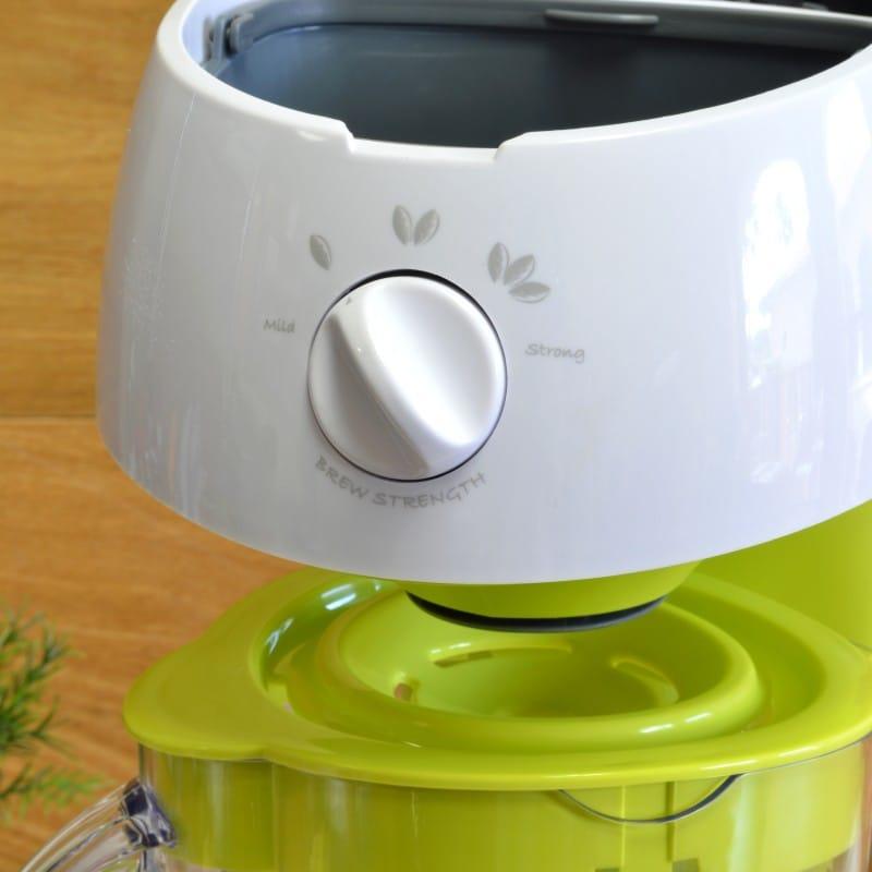 ウェストベンド アイスティーメーカー West Bend 68305T Iced Tea Maker, Green/White 家電 ...