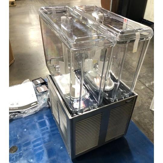 ドリンクサーバー ダブル ディスペンサー 20L×2 パドル攪拌 冷却機能 温度調節可能 レストラン カフェ ホテル Vollrath VBBE2-3