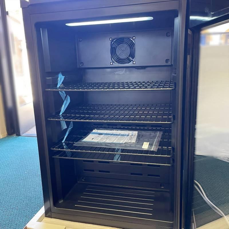 冷蔵庫 最大125缶 ビバレッジクーラー ターボモード ガラスドア ブラック ニューエアー NewAir Froster and Beverage Rの画像