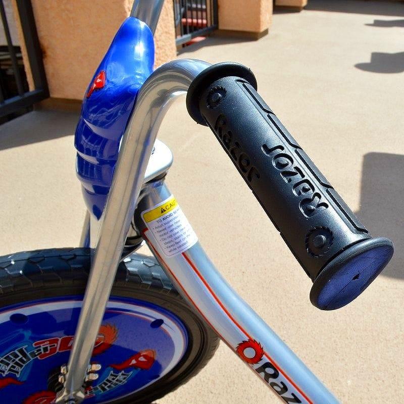 レーザー リップライダーキャスタートライク 三輪車 Razor RipRider