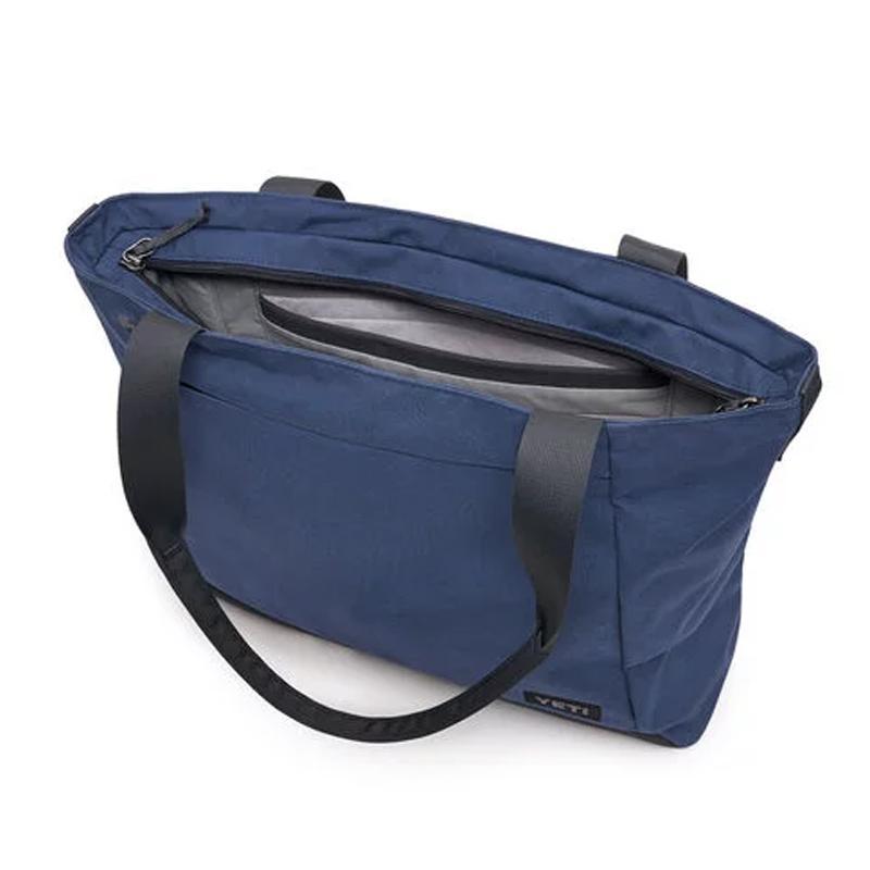 トートバッグ ナイロン 2ポケット 16L 丈夫 高耐久 YETI CROSSROADS TOTE 16の画像
