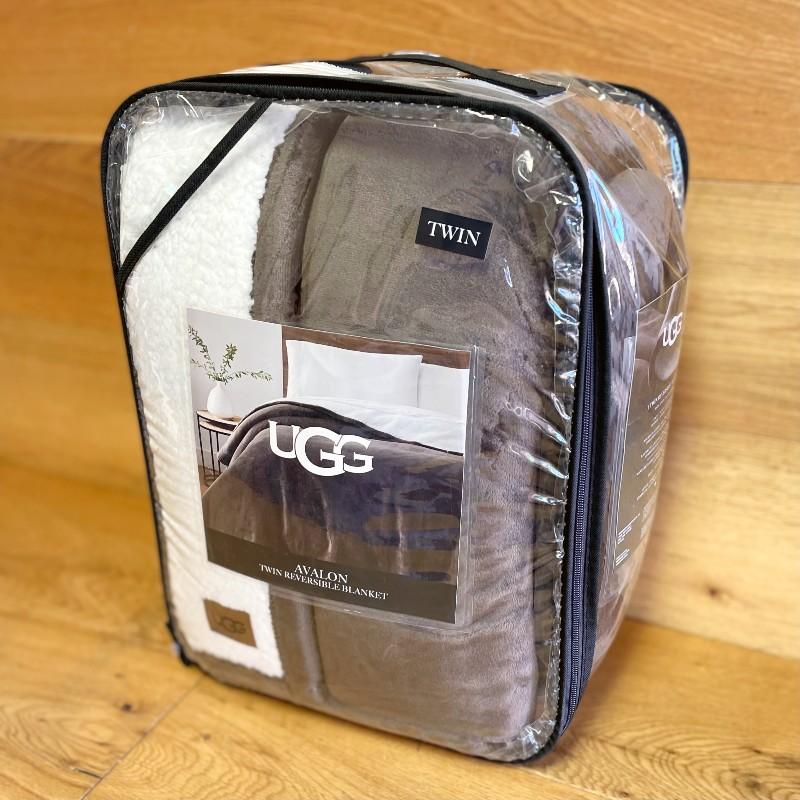 アグ ブランケット 毛布 アバロン UGG Avalon Blanket 4013036カリフォルニアキッチンマーケット 通販 Yahoo!ショッピング