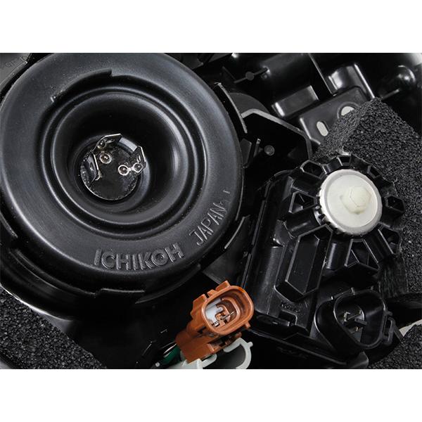 トヨタ純正 FJクルーザー GSJ150W ヘッドランプ ヘッドライト 左右
