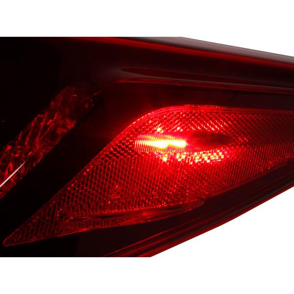 USトヨタ純正 17y- プリウス PHV ZVW52 テールランプ アウター USトヨタ純正 17y- プリウス PHV ZVW52 テールランプ アウター